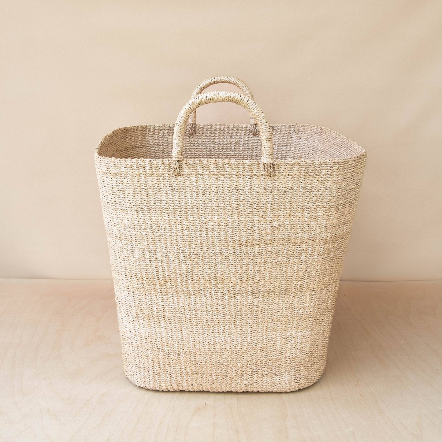 
                  
                    Side on image of a square wicker basket
                  
                