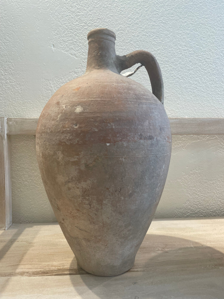 
                  
                    Vintage Terracotta
                  
                
