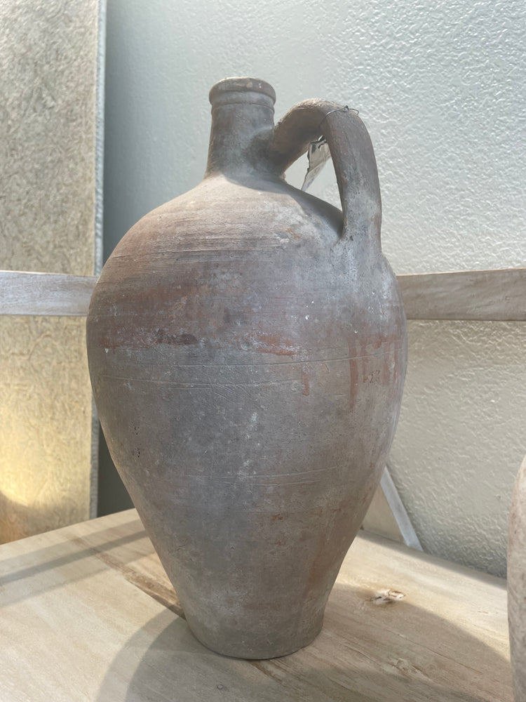 
                  
                    Vintage Terracotta
                  
                