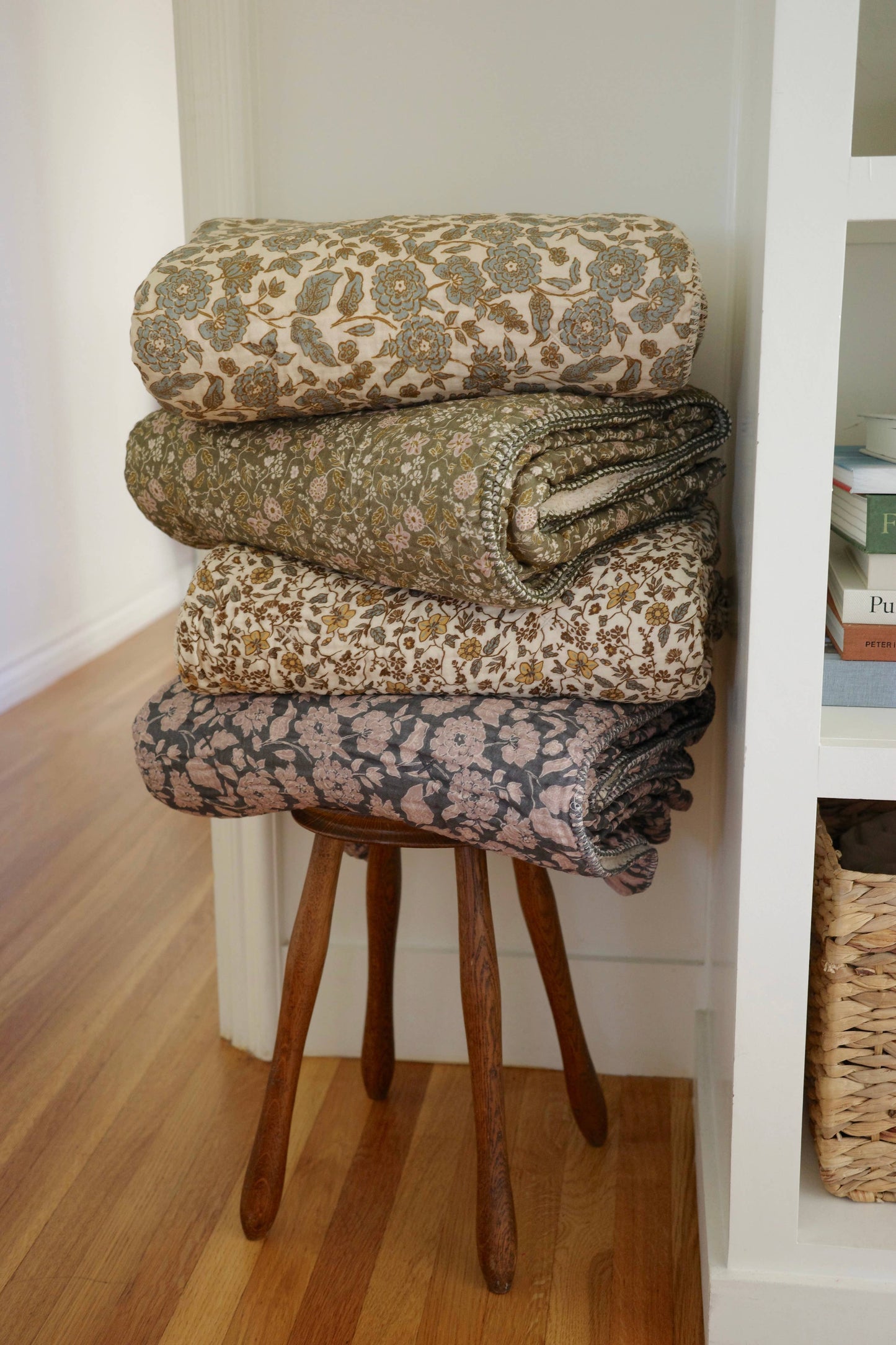 
                  
                    Floral Gauze Cotton Blanket
                  
                