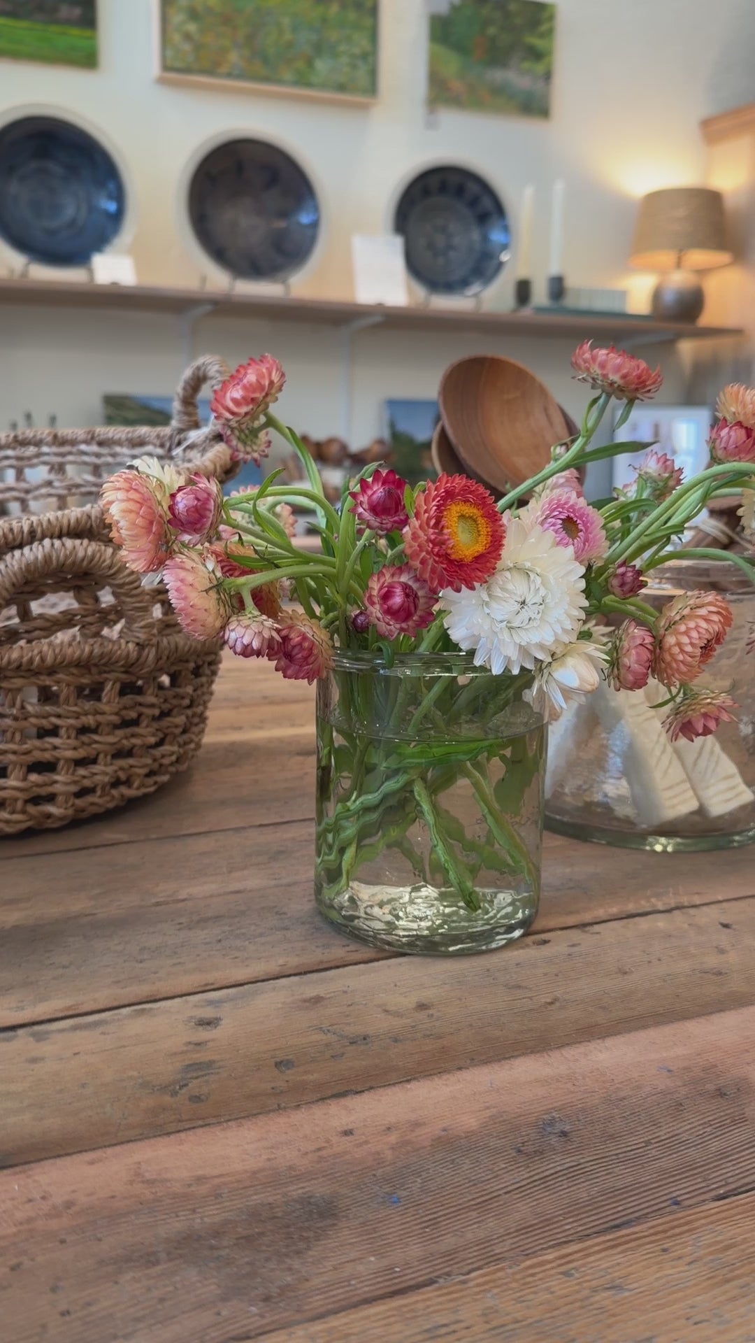 
                  
                    Load and play video in Gallery viewer, Small glass vase with flowers
                  
                